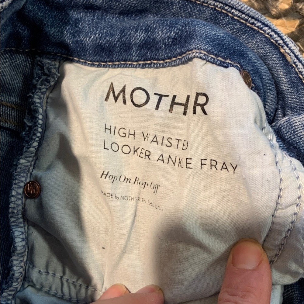 MOTHER High Waisted Looker Ankle Fray Denim Jeans in Hop On Hop Off size 24 - Picture 5 of 13